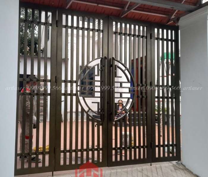 Lợi ích khi sử dụng cổng inox sơn tĩnh điện