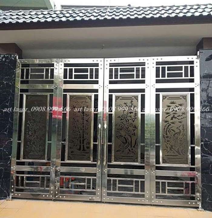 Vệ sinh cổng inox CNC dễ dàng, không bám bụi.