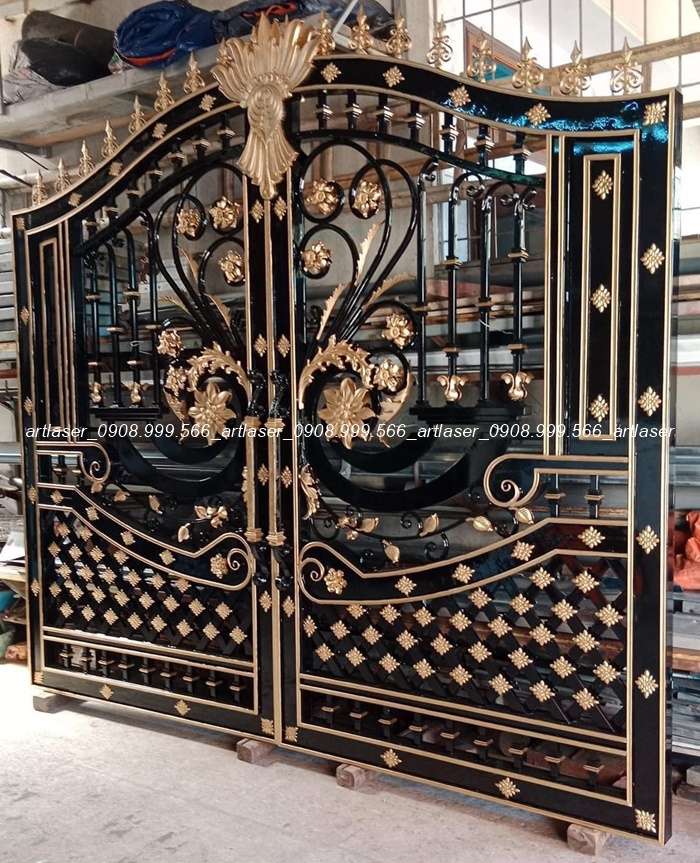 Cổng sắt mỹ nghệ cho Villa đẳng cấp tại hà Nội