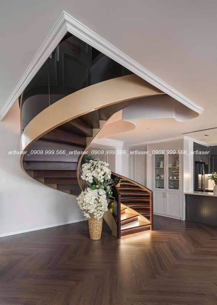 Mẫu cầu thang xoắn đẹp cho không gian thông tầng trong biệt thự.